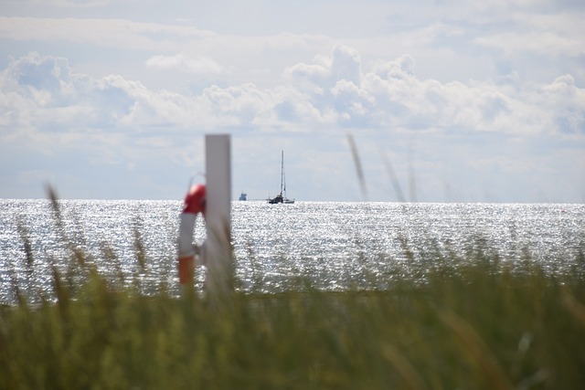 Motorbådens eventyr i Grenaa’s charmerende havn – Oplev den gyldne bådoplevelse med Golden Slide 626!