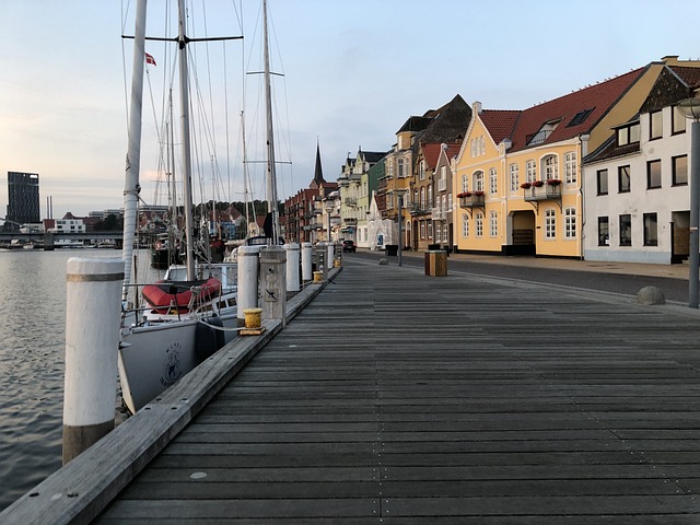 Beskyt miljøet i Sønderborg med solcellebåd